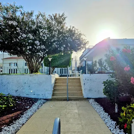 Апартаменты Arenas Negras Malaga *