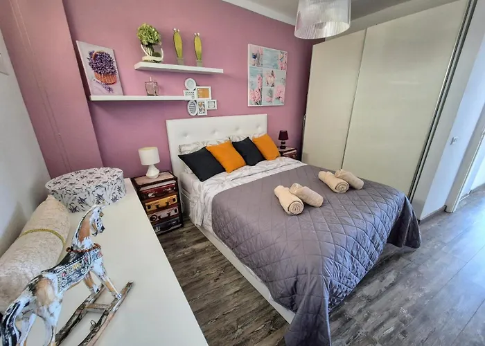 Arenas Negras Malaga Apartamento *